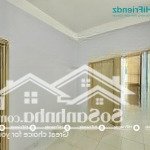 Cho thuê căn hộ 2 phòng ngủ thang máy free xe tại q8