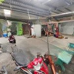 Nhà rộng 15x21m mặt tiền tân hiệp 16, gần chợ hóc môn 11 triệu/th