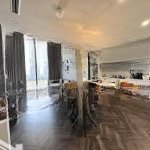 Chính chủ bán gấp trong tuần ch 3pn - 2wc, dt 100m2, tòa c7 cc vinhomes d''capitale, giá 8.5 tỷ