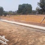 Em mở bán lô đất 100m2 full đất ở. mặt tiền 5,6m đường rộng 6,5m . ôtô chạy thông