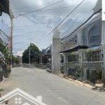 Hàng phân lô cực đẹp sát phạm văn đồng - có vỉa hè - 70m2 giá 5.5 tỷ tl