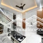 Hxh 4 chổ thông - 46m-cách mạng tháng tám-4 tầng btct -4pn -nhỉnh 7tỷ.