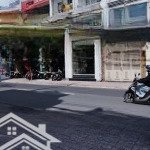 Ami cần share nguyên tầng 3 cho nữ thuê gần nguyễn văn trỗi