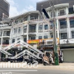 Nhà mặt tiền thống nhất - làng đại học, 125.7m2, ngang 5.6m. lh: 0909.290.286