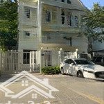 Bán biệt thự tuyệt đẹp tôn thất thuyết, 245m2 có hầm, giá bán 100 tỷ