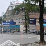 Cho thuê nhà lô góc trung hòa - trung yên, cầu giấy, diện tích: 200m2x6 tầng, mặt tiền: 18m