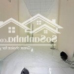 12 tr/tháng - nhà mới sạch sẽ hẻm rộng thông thoáng, ở liền, gần cầu chữ y