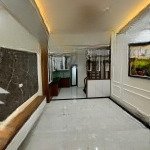 Bán gấp nhà mới 30m x 5 tầng ngõ ô tô đậu cổng phú lương hà đông. giá 5.1 tỷ sẵn sổ gd ngay