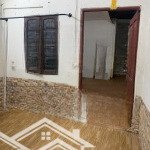Chính chủ bán nhà cấp 4 tại phương liên - trung tự, quận đống đa, hn 41m2, 3.9 tỷ. kinh doanh tốt.