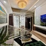 Bán căn hộ studio dự án vinhomes d''capitale giá 2,x tỷ thiện chí trao đổi. lh: 0976299602