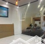Nhà đẹp lê quang định, đang sẵn dòng tiền thuê hơn 300tr/năm, chủ gửi 7 tỷ 20 triệu. lh 0906435138