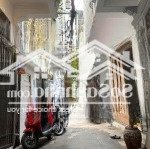 Phú thượng, quận tây hồ diện tích 45m, 4 tầng, trung tâm phường, ô tô đỗ cửa. giá 8.8 tỷ.