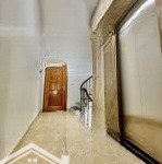 Trần cung 55m2 5 tầng 2 thoáng thang máy xây mới ở ngayoto 30m 10 tỷ hơn