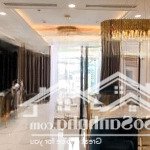 Cần cho thuê căn hộ the tresor q4 (3pn/2wc) giá 23tr/tháng . liên hệ 0949200003 vân anh