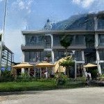 Bán biệt thự mới, đẹp đường nguyễn hoàng, q.2 - view landmark 81 - 10x20m, hầm 4t thang máy - 35 tỷ