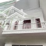 Hot - nhà 3 tầng to đẹp mặt đường kênh - 3 ngủ, có sân đỗ ô tô, sổ đỏ chính chủ - liên hệ ngay