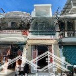 3 căn nhà 3 tầng ngay tttp nha trang. đường ô tô, vị trí khác nhau để quý khách có sự chọn lựa