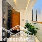 Cho thuê nhà mặt tiền đẹp - 5 tầng thang máy - full nội thất - 6.7x23.5 - giảm sốc còn 35tr/tháng