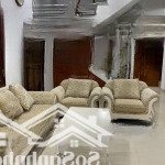 Cho thuê nhà biệt thự 200m2 x 3 tầng, full đồ, 25tr/th, giáp vin smart city, 0888516777