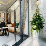 Lê quang định (bình thạnh) ô tô tới cửa 10p tới sân bay nhà đẹp chỉ việc vào ở. nhỉnh 6 tỷ bớt
