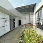 Ngang lớn 8,8x14m đường huỳnh văn bánh, phú nhuận - gpxd: 5 tầng st - giá: 19,5 tỷ
