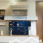 Cần chuyển nhượng căn hộ quận 7 2pn full nội thất đẹp sẵn hđ thuê, 80m2 giá 4,350 tỷ