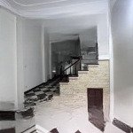 Bán nhà riêng tại tân mai, 8,5 tỷ, 42m2, 4pn + 4wc, nội thất đầy đủ, uy tín, giá ưu đãi