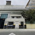 Bán gấp nhà mặt tiền tân canh, q. tân bình - dt: 16x25m - công nhận: 400m2 - 2 tầng - giá bán 70 tỷ