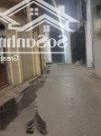 Siêu phẩm thụy phương, lô góc, gần ô tô, ba bước ra ô tô tránh