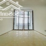 Bán nhà riêng 5pn, 6wc, 40m2 tại linh lang, ba đình, 17,5 tỷ, lg, thang máy kinh doanh