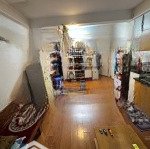 Bán căn hộ chung cư 1 ngủ + 1, sổ đỏ riêng, gần học viện tài chính, có chỗ để xe ô tô miễn phí