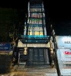 Chính chủ bán nhà nguyễn tuân khu phân lô ô tô tránh, có vỉa hè và công viên dt 50m2 5 tầng 19,5 tỉ