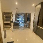 Bán căn 1n full đồ đep, giá chỉ 2.260 tỷ, nội thất mới, sẵn sổ ko vay tại vinhomes ocean park