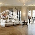 Căn hộ tsq mỗ lao full ban công cả 4 phòng ngủ, diện tích 225m. ban công đn mát mẻ. sẵn sổ
