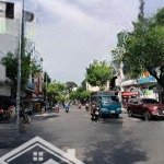 Chỉ có 38 tỷ sở hữu ngay căn nhà 5 lầu, mt hoàng hoa thám. đang có dòng tiền 155 tr/th