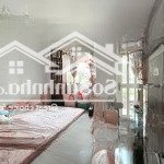 Nhà 3 tầng đẹp hxh 5m, trường chinh, p.13, gần chợ hoàng hoa thám. xe hơi ngủ trong nhà