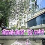 Sốc sốc sốc... nhà đồng cổ tây hồ....hiếm vô cùng...kinh doanh...ô tô 20m...5t full nội thất...