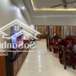 Bán nhà đẹp kẻ tạnh trung tâm giang biên, 3 bước chân ra hồ điều hoà. nhà đẹp long lanh
