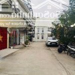 ô tô vào nhà kinh doanh spa, gần chợ trường học