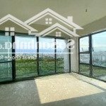 Bán gấp urban hill phú mỹ hưng giá cực tốt 5,9 tỷ, 79m2, 2pn, 2wc