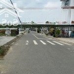 Nắm chủ lô 2 mặt tiền, trần văn quế và trung lập 18 .