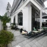 Làm ăn thua lỗ bán gấp căn đường đoàn nguyễn tuấn - bình chánh, 90m2, shr chính chủ - giá 2tỷ1