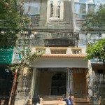 Cho thuê nhà liền kề văn quán, nguyễn khuyến, văn quán. hà đông. dt 80m, mt 5m, 4 tầng. giá 18tr/th