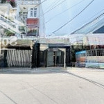 Nhà mặt tiền sổ riêng, 4x17m, cấp 4 có 2pn, đường 8m thông buôn bán đa ngành, ngay hiệp thành city