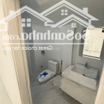 Bán gấp nhà phố mặt tiền đại lộ hùng vương