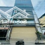 Tòa nhà cho thuê đường hoàng việt, p4. dt: 12x20m. 1 hầm 6 lầu. pccc. thang máy 1000kg. giá 160tr.