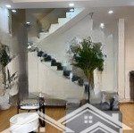 Nhà mới ngang khủng 6m, oto ngủ trong nhà, kết cấu 3 tầng gồm 4pn, vị trí đẹp, sổ hồng riêng