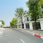 Bán căn góc nhà vườn rẻ nhất kđt hud mê linh central lh: 0968786922