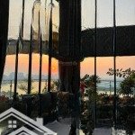 Căn hộ duplex tầng cao hơn 6m,giá tốt, dt 167m2,3pn - 3 wc, view siêu đẹp nhìn sông và phú mỹ hưng.