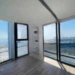 Chuẩn bị bàn giao rồi ạ, em bán nhanh 2n view trực diện vịnh giá 3,1 tỷ, tặng full nội thất